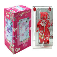 glass vase red 11.5 25 7cm 3 designs mixed -- 1 per box