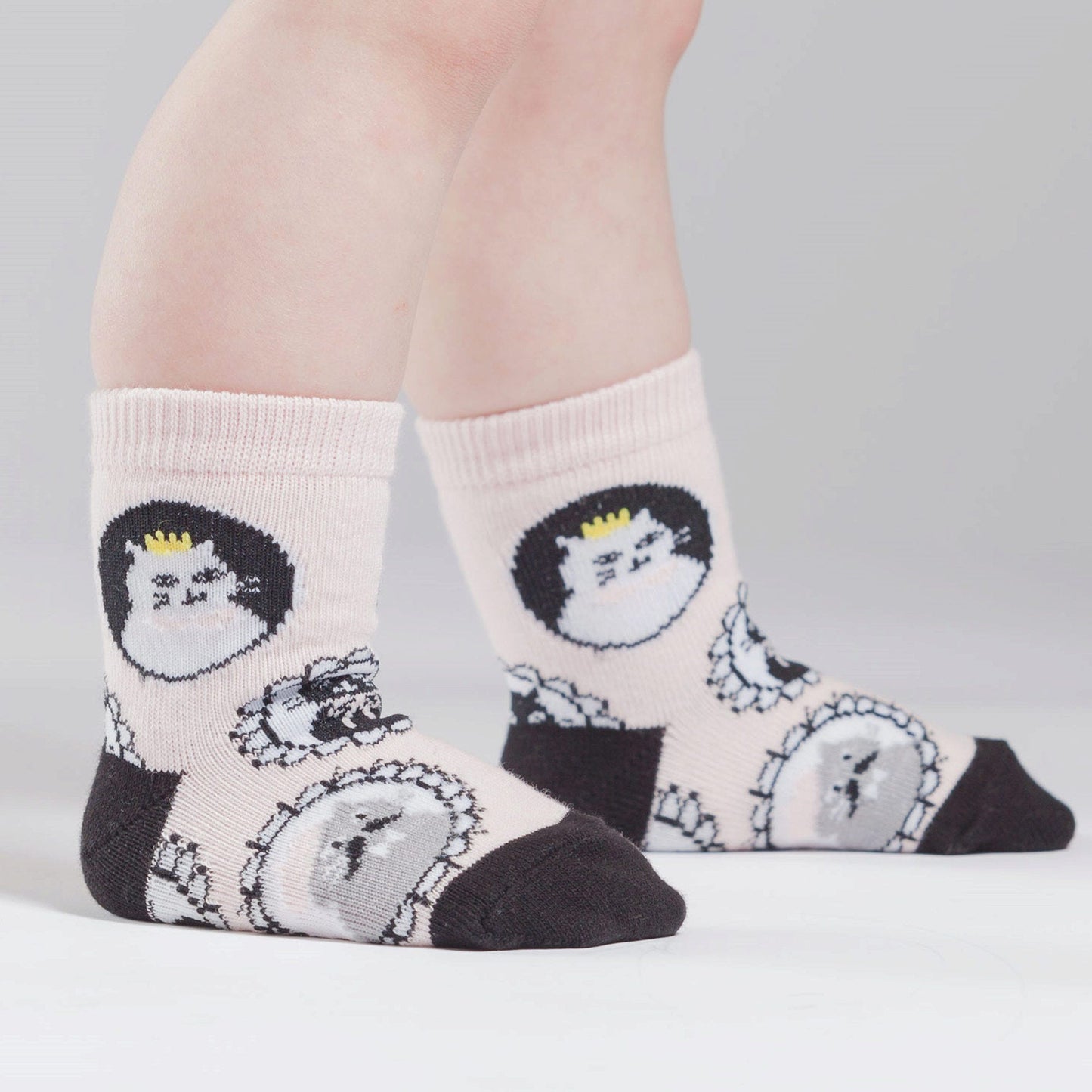 sock it to me cameow toddler socks -- 26 per box