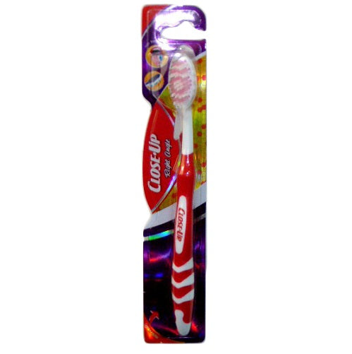 close- up toothbrush 1pc soft asst -- 12 per box